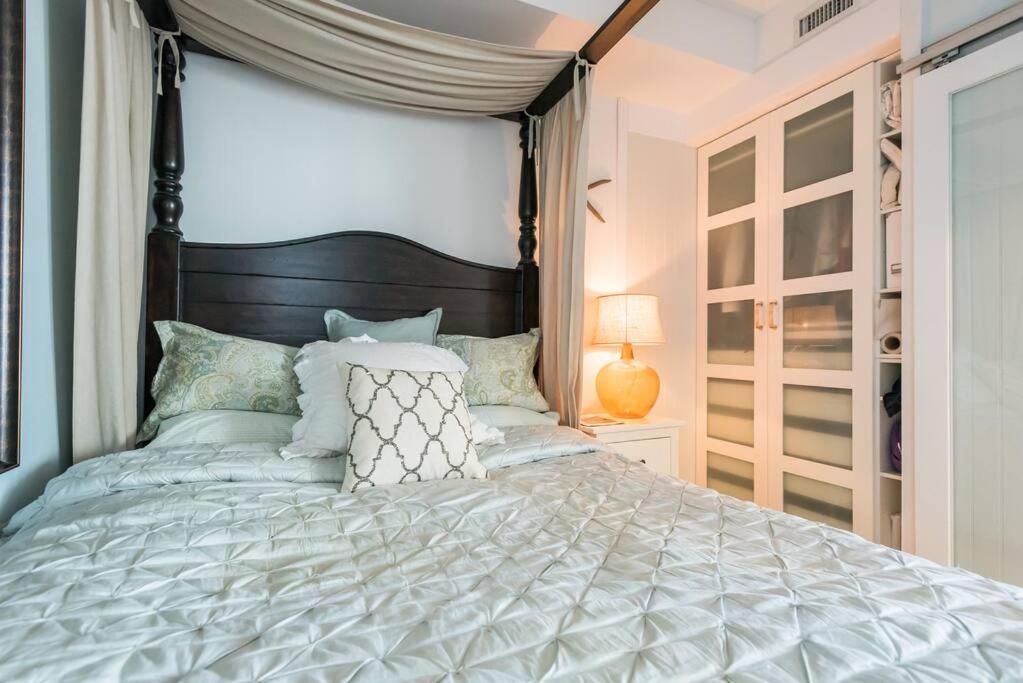 Stunning Condo With Fantastic View Of The City! Toronto Exteriér fotografie