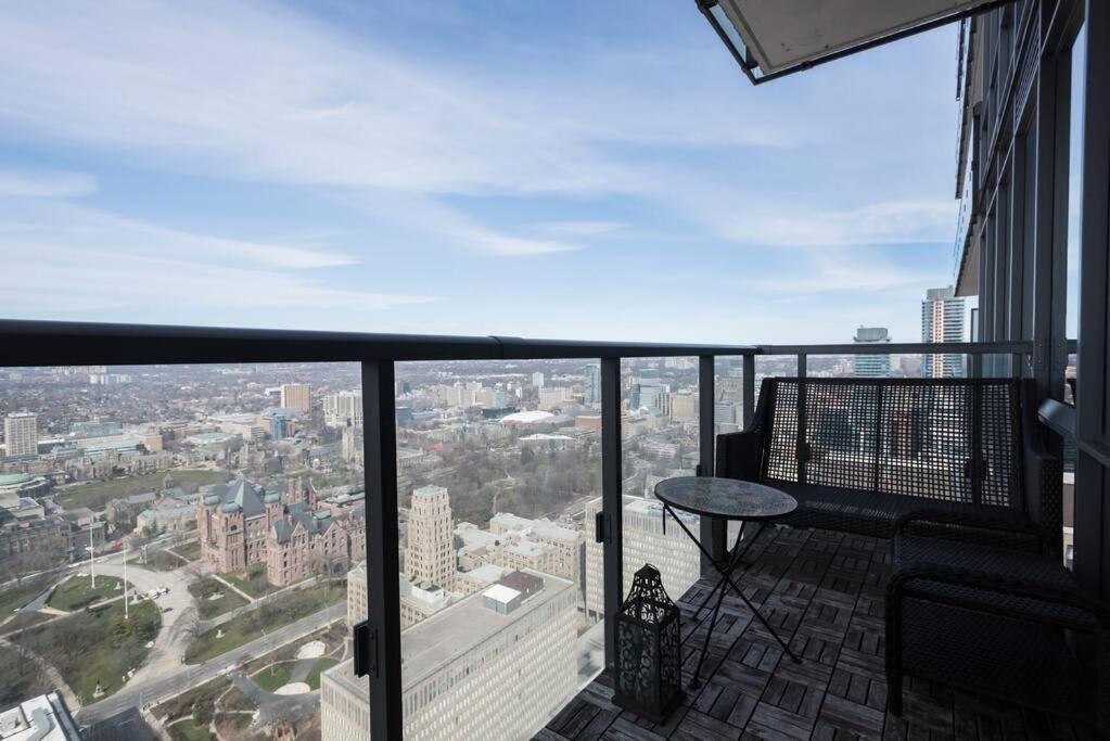 Stunning Condo With Fantastic View Of The City! Toronto Exteriér fotografie
